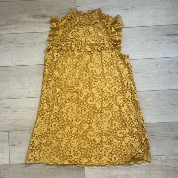 Living Doll Los Angeles Lace cocktail lace Dress yellow gold - Picture 1 of 4